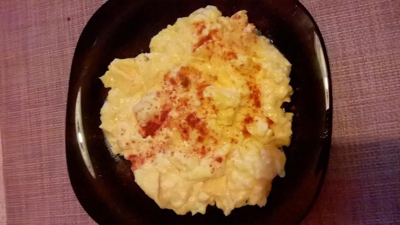 Attila Vendeghaz Tapioszentmarton酒店 外观 照片
